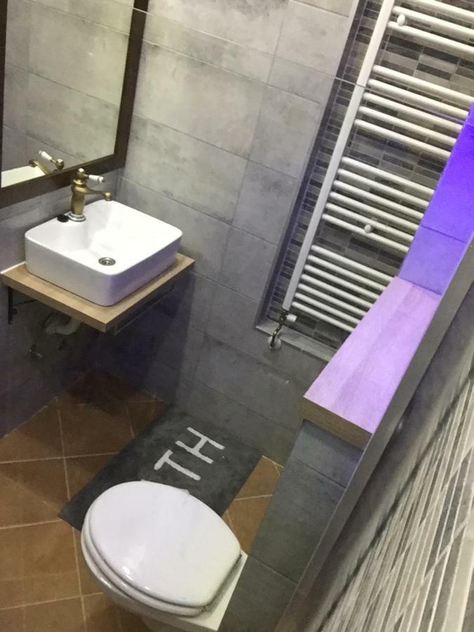 Rossa Apartment