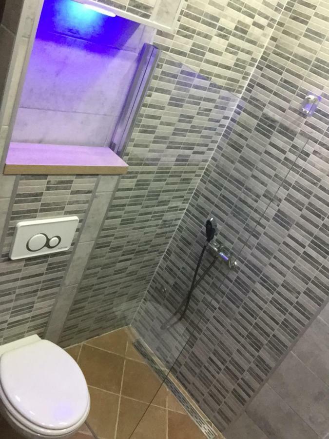 Rossa Apartment *
